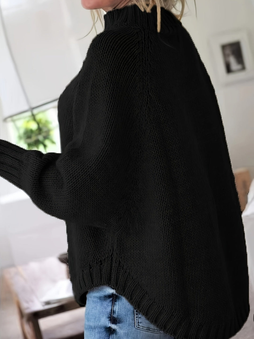 MAGLIONE A COSTINE CON ORLO A CAMPANA PER DONNE