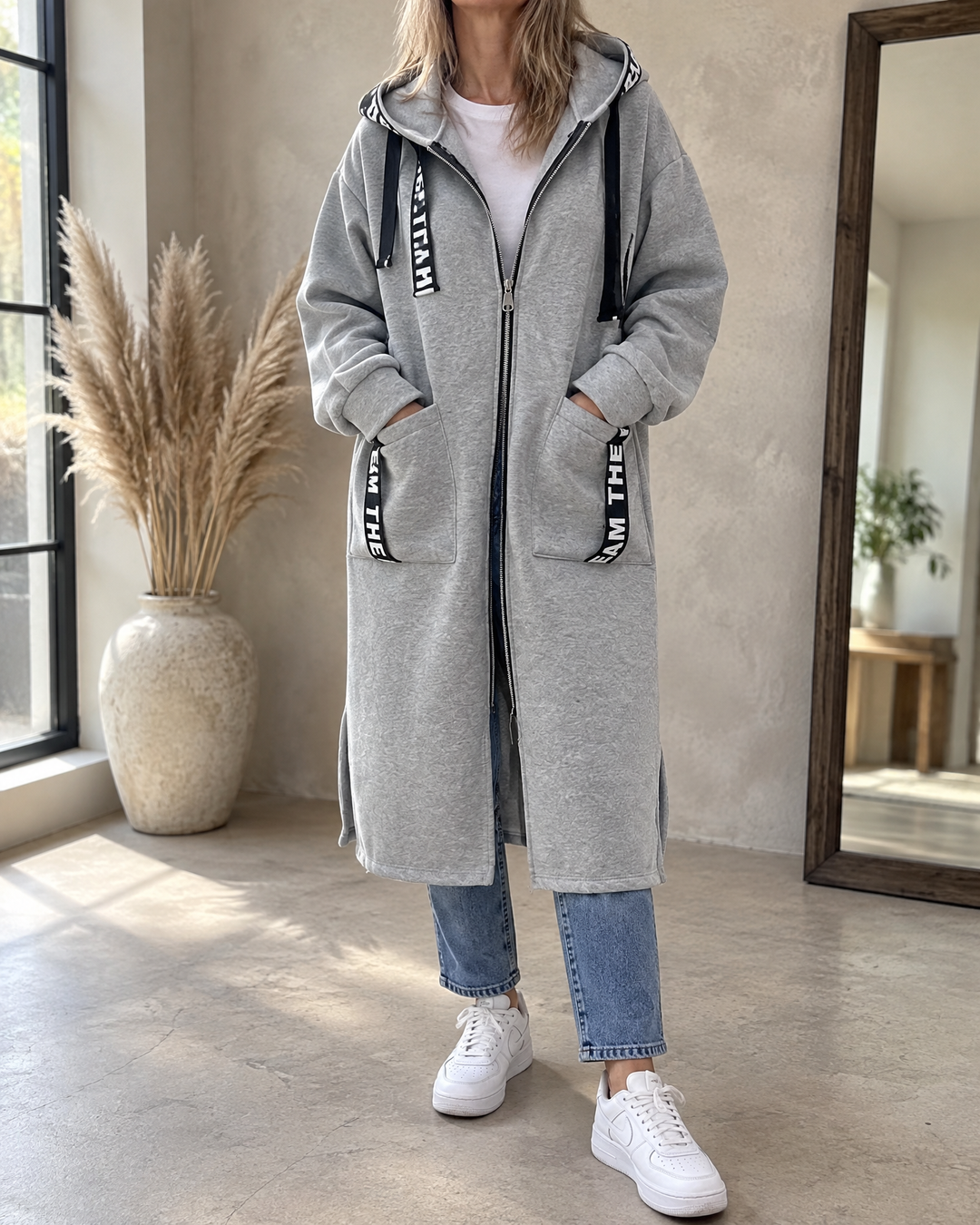 CAPPOTTO LUNGO CON CAPPUCCIO PER DONNE