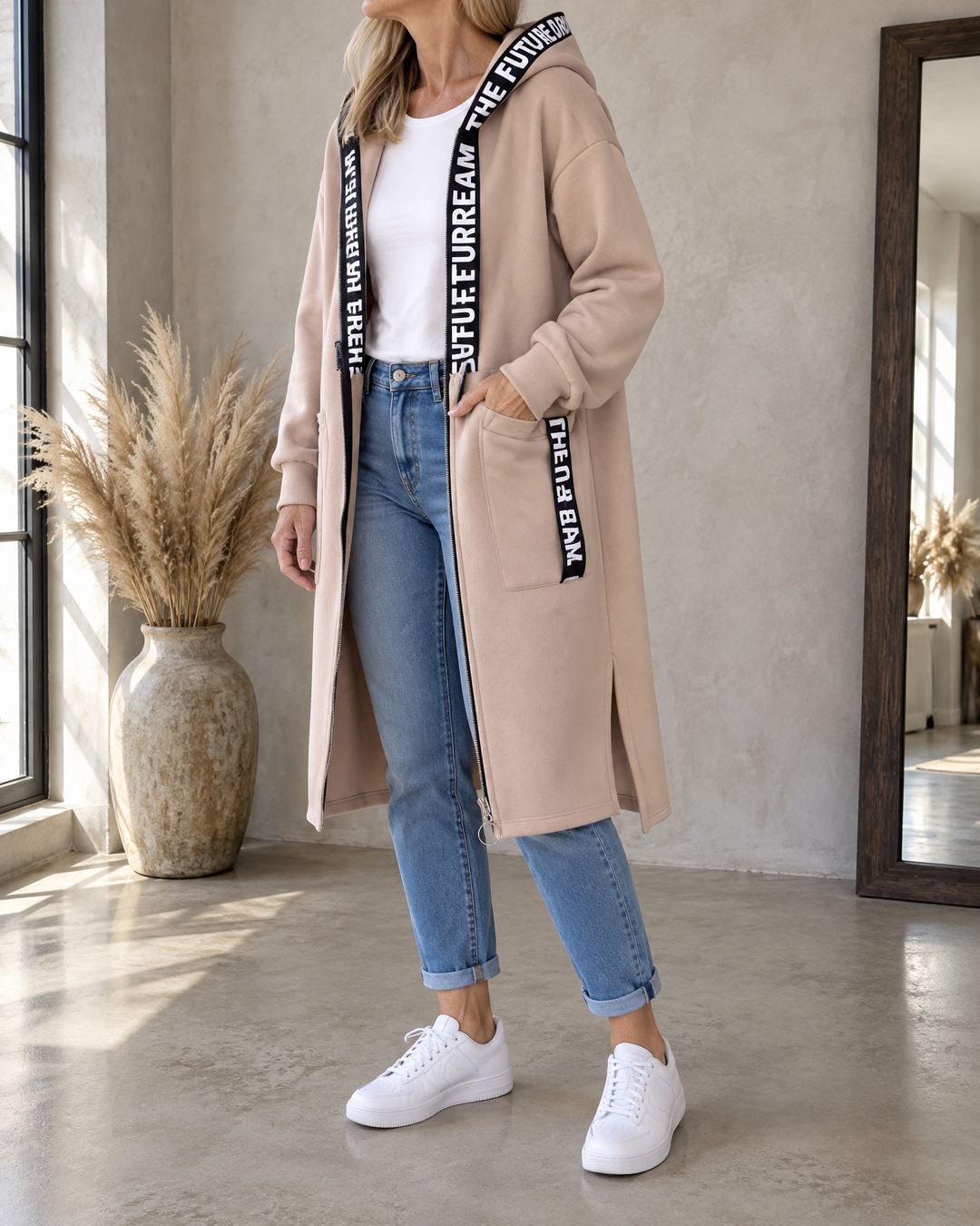 CAPPOTTO LUNGO CON CAPPUCCIO PER DONNE