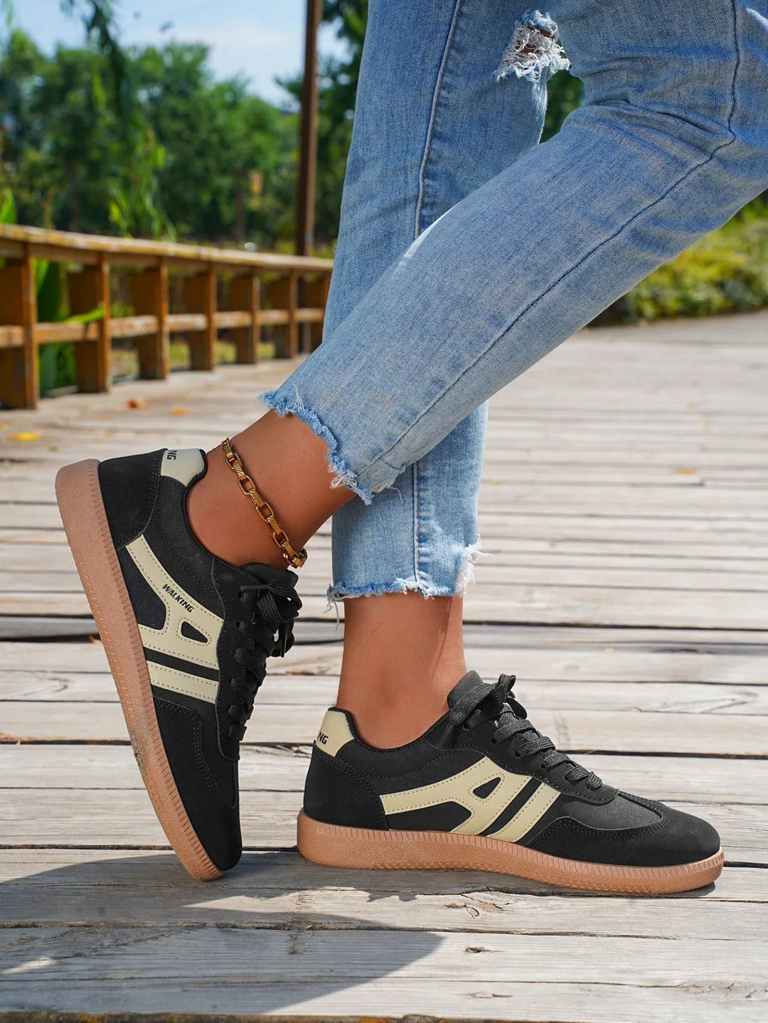 SCARPE SPORTIVE CLASSICHE DA DONNA