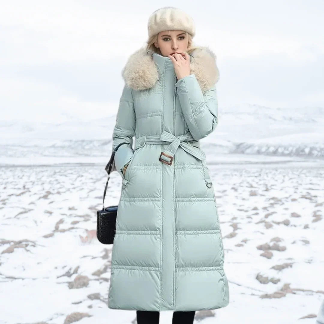 Parka invernale di design con cappuccio in pelliccia
