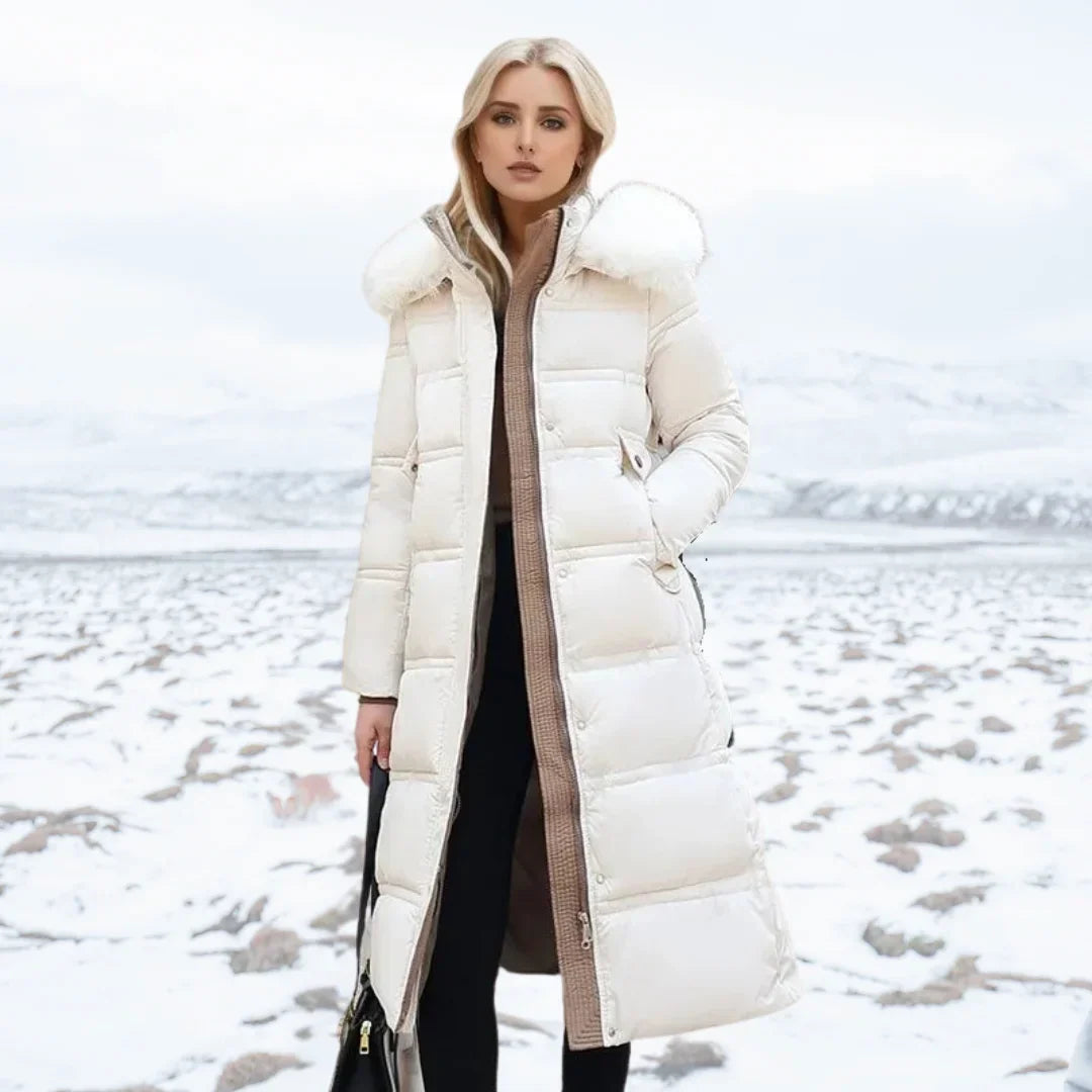 Parka invernale di design con cappuccio in pelliccia