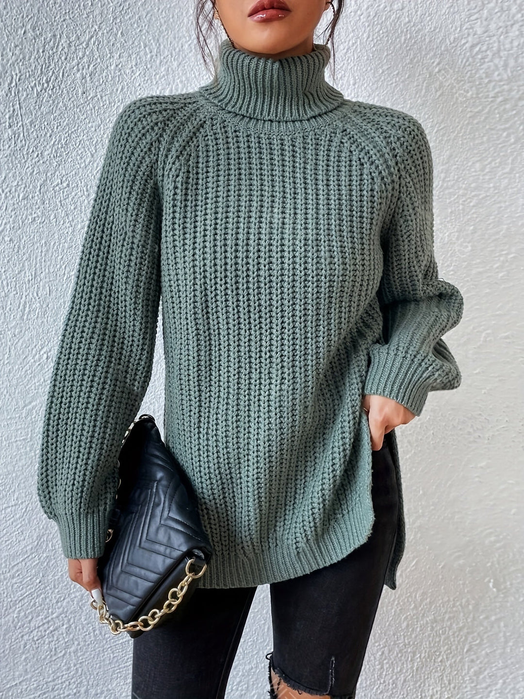 MAGLIONE CON COLLO ALTO E ORLO SFOGLIATO PER DONNE