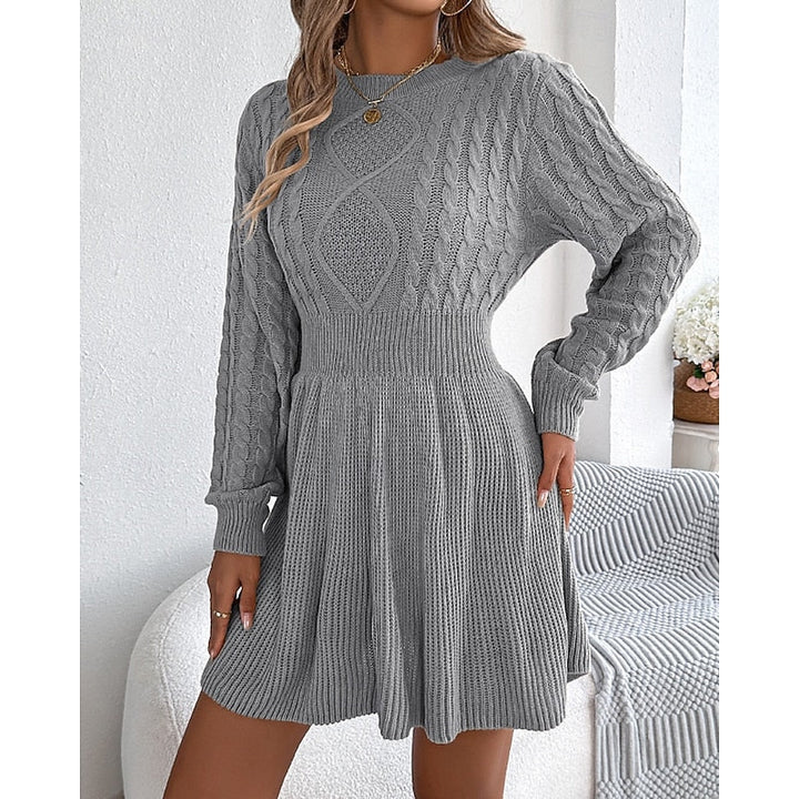 Abito in Maglia a Treccia con Vita Fitted e Gonna Svasata