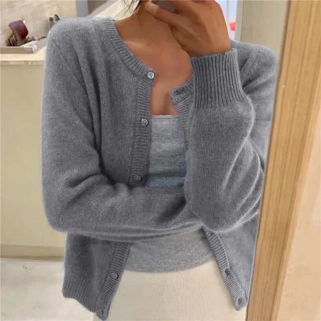 Cardigan da donna in maglia morbida con bottoni e scollo rotondo